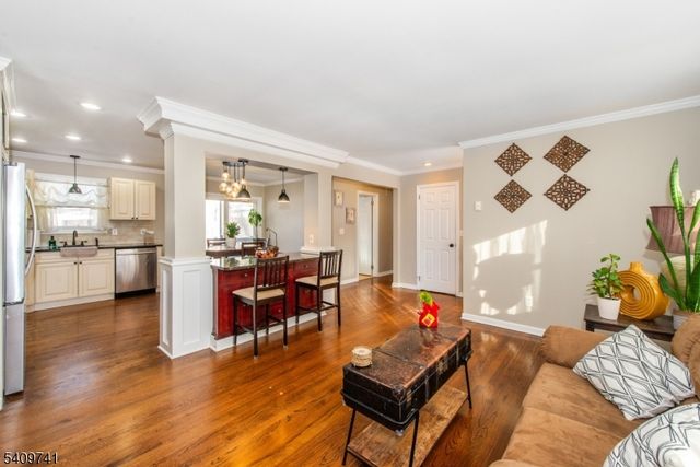 26 Ridgedale Rd, Jefferson Twp., NJ 07849