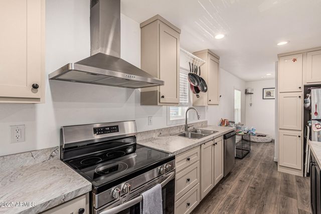 2060 N CENTER Street 133, Mesa, AZ 85201