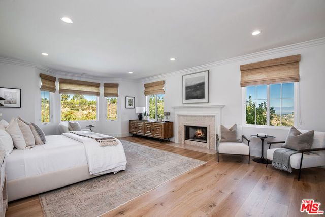 24049 Chestnut Way, Calabasas, CA 91302