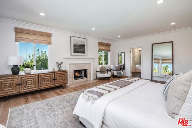 24049 Chestnut Way, Calabasas, CA 91302