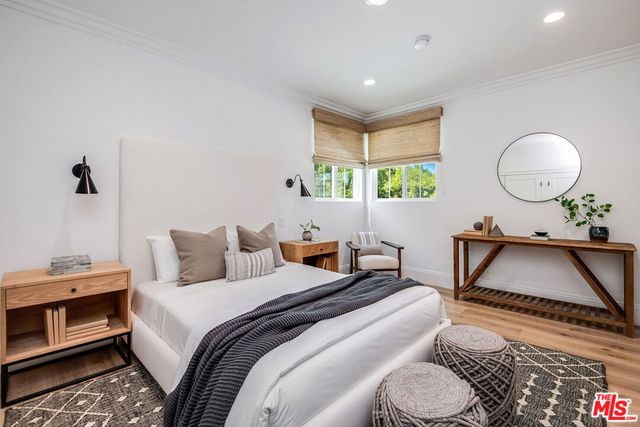 24049 Chestnut Way, Calabasas, CA 91302