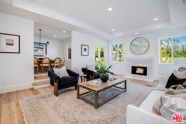 24049 Chestnut Way, Calabasas, CA 91302