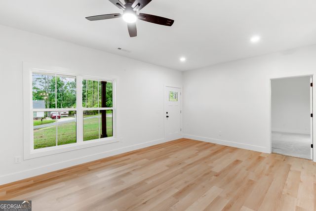 128 Creek Drive, Tallapoosa, GA 30176