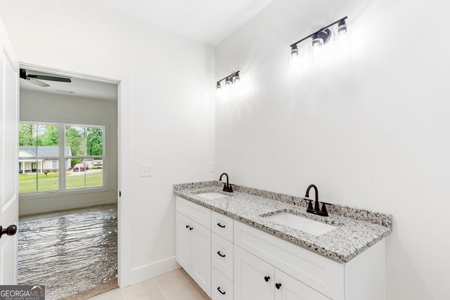 128 Creek Drive, Tallapoosa, GA 30176