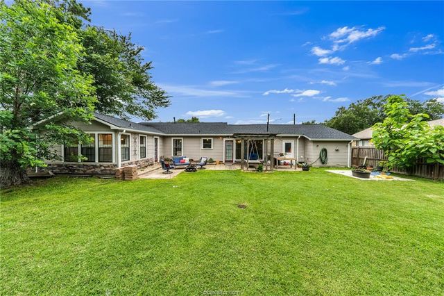 1414 East 29th Street, Bryan, TX 77802