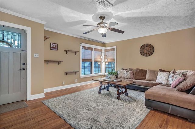 1414 East 29th Street, Bryan, TX 77802