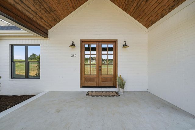 280 Castleberry Rd, Greenbrier, AR 72058