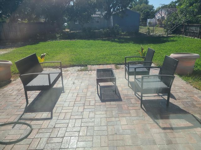 254 NE 21st Street, Delray Beach, FL 33444