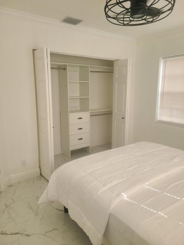 254 NE 21st Street, Delray Beach, FL 33444