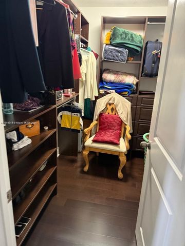 424 NE 194 Ter, Miami, FL 33179