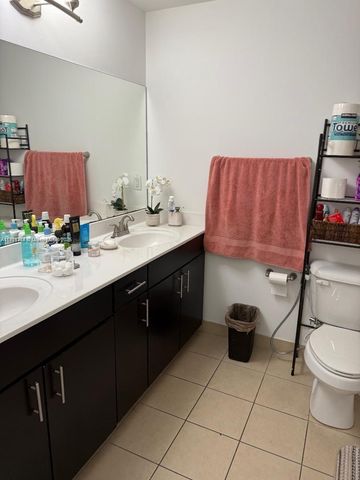 424 NE 194 Ter, Miami, FL 33179