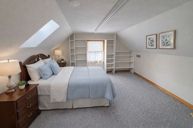 50 School Street 2nd FL R, Hudson, MA 01749