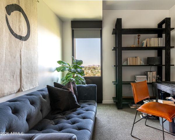 200 W PORTLAND Street 624, Phoenix, AZ 85003