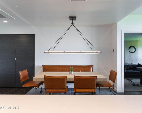 200 W PORTLAND Street 624, Phoenix, AZ 85003