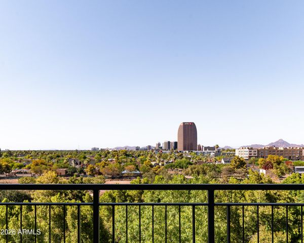 200 W PORTLAND Street 624, Phoenix, AZ 85003