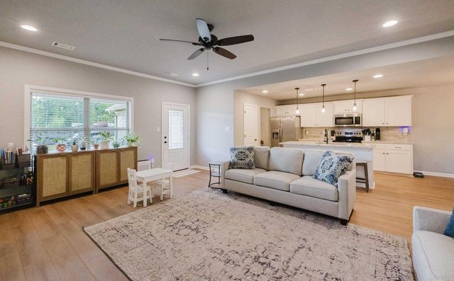 5417 Bridge Port Lane, Bryant, AR 72022