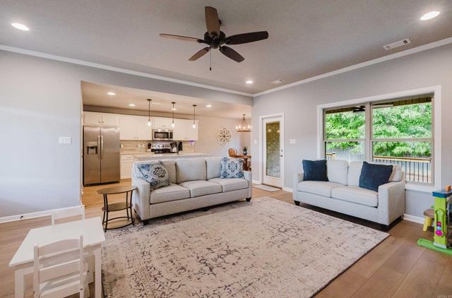 5417 Bridge Port Lane, Bryant, AR 72022