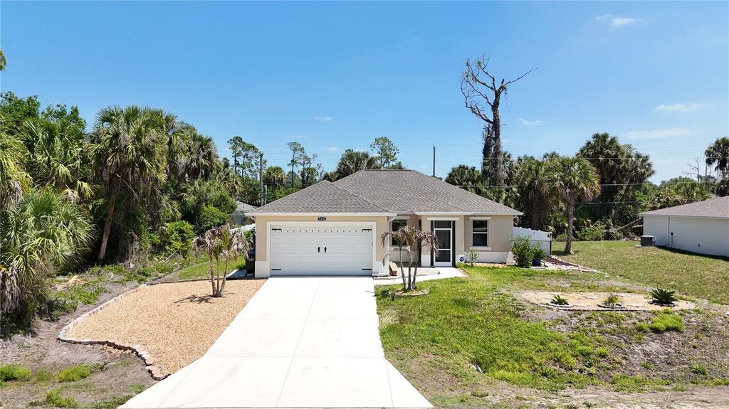 Image 4 of property listing at 5314 EASTER TERRACE, North Port, FL 34286