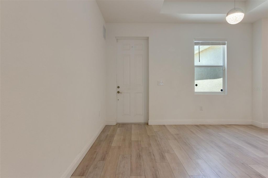 Image 7 of property listing at 5314 EASTER TERRACE, North Port, FL 34286