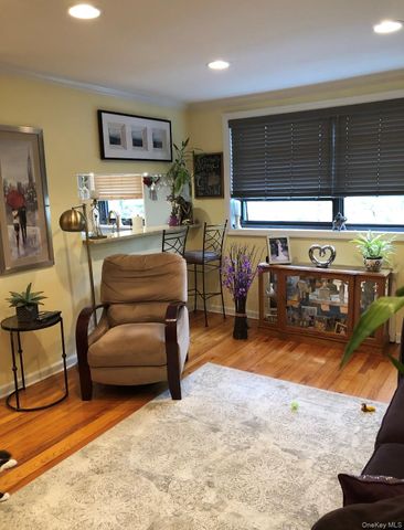 199-21 22 nd Avenue 1-262, Bayside, NY 11360