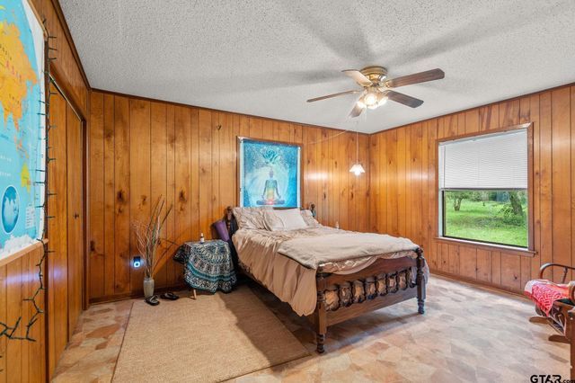 8103 N HWY 259, Omaha, TX 75571