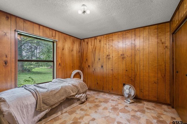 8103 N HWY 259, Omaha, TX 75571