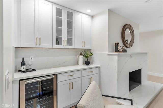 16915 Dormie, Encino, CA 91436