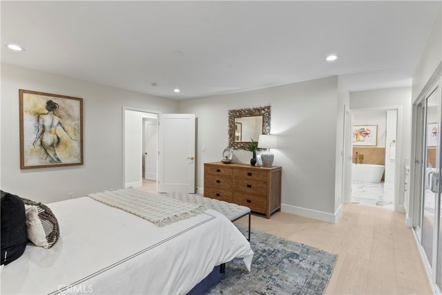 16915 Dormie, Encino, CA 91436