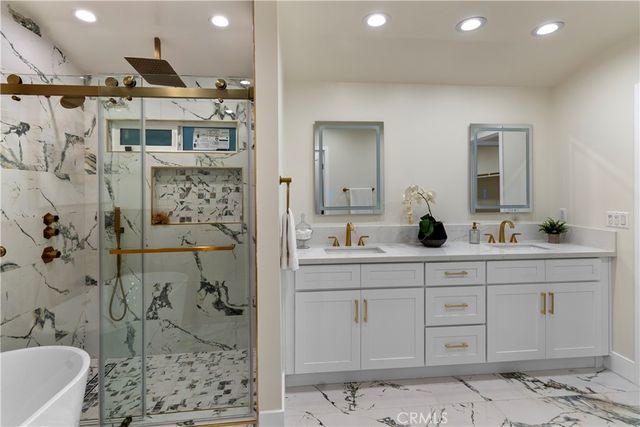 16915 Dormie, Encino, CA 91436