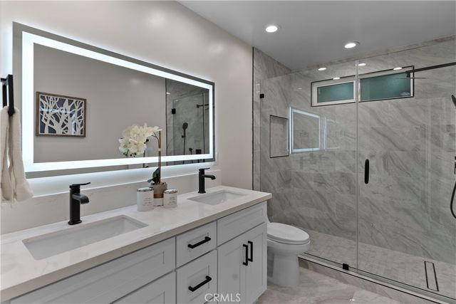 16915 Dormie, Encino, CA 91436