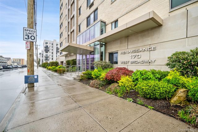 170 W Broadway 4I, Long Beach, NY 11561