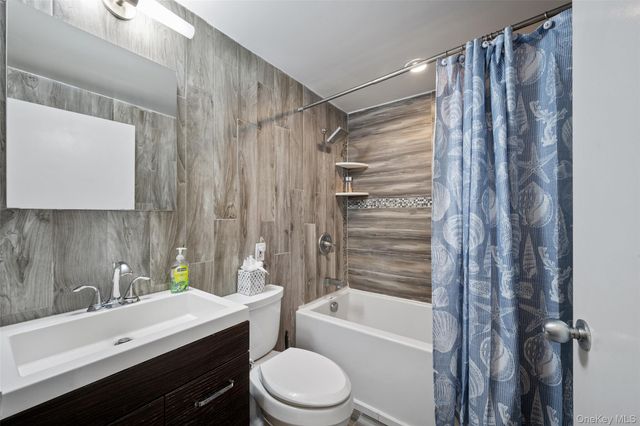 170 W Broadway 4I, Long Beach, NY 11561
