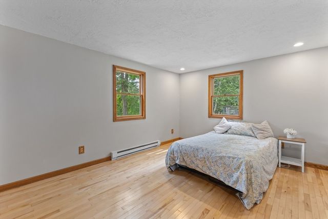 41 Drexel St, Worcester, MA 01602