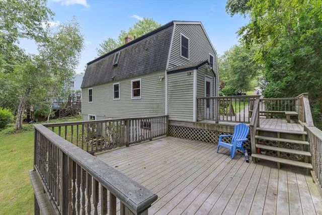41 Drexel St, Worcester, MA 01602