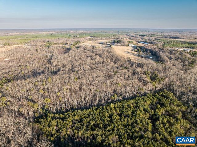 25805 N JAMES MADISON HWY, New Canton, VA 23123