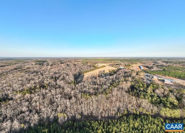 25805 N JAMES MADISON HWY, New Canton, VA 23123