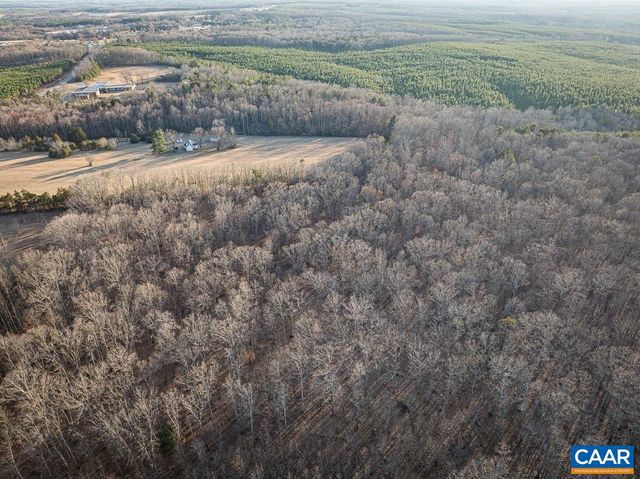 25805 N JAMES MADISON HWY, New Canton, VA 23123