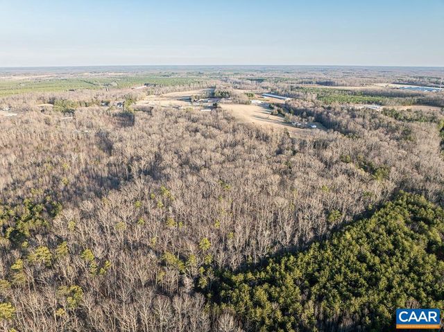 25805 N JAMES MADISON HWY, New Canton, VA 23123