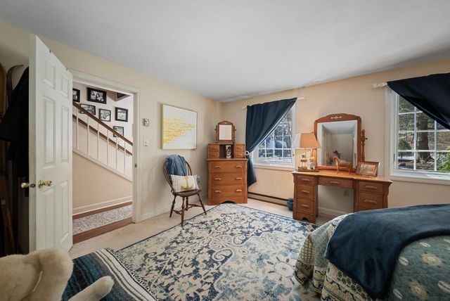 12 Laurel Circle, Wolfeboro, NH 03894