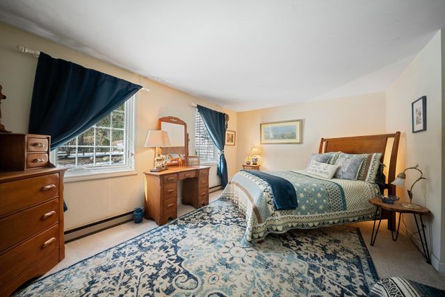 12 Laurel Circle, Wolfeboro, NH 03894