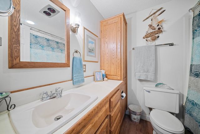 12 Laurel Circle, Wolfeboro, NH 03894