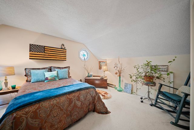 12 Laurel Circle, Wolfeboro, NH 03894