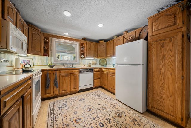 12 Laurel Circle, Wolfeboro, NH 03894