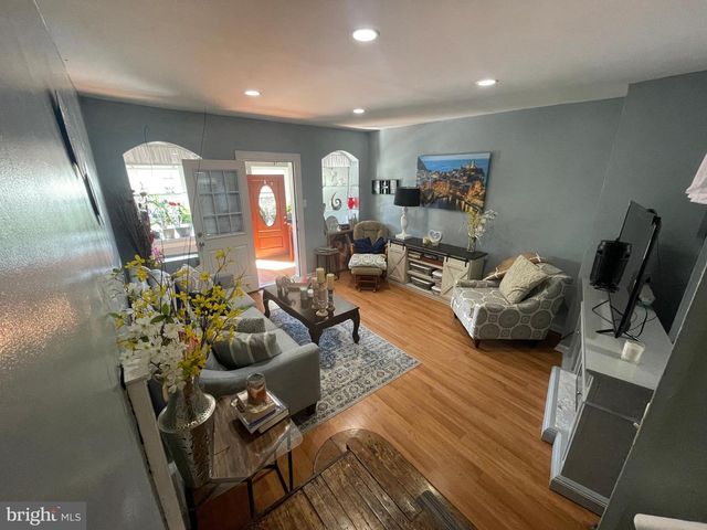925 E TIOGA ST, Philadelphia, PA 19134