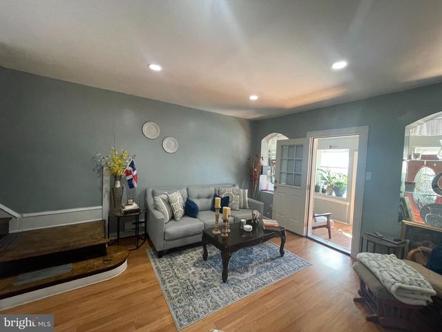 925 E TIOGA ST, Philadelphia, PA 19134