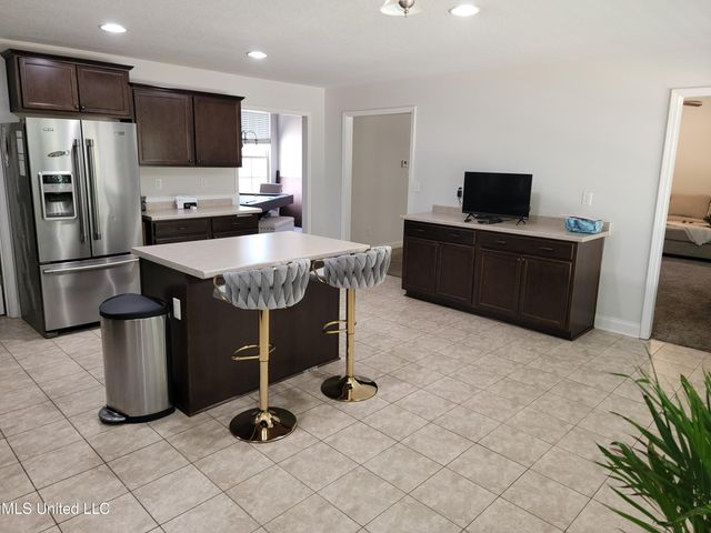 9598 Nielsen Drive, Olive Branch, MS 38654