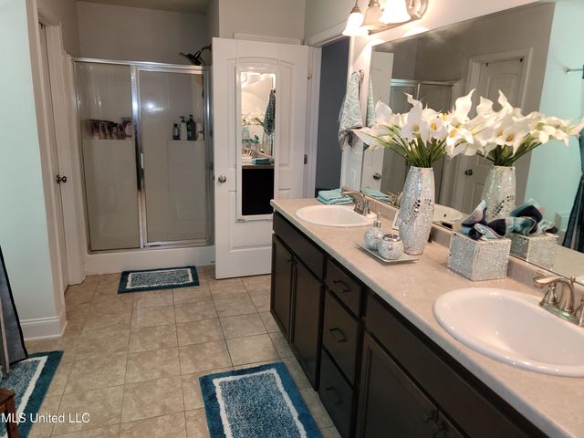 9598 Nielsen Drive, Olive Branch, MS 38654