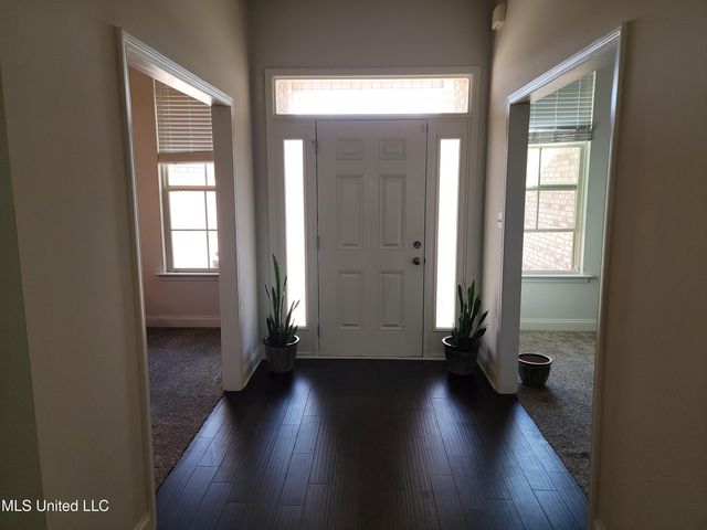 9598 Nielsen Drive, Olive Branch, MS 38654