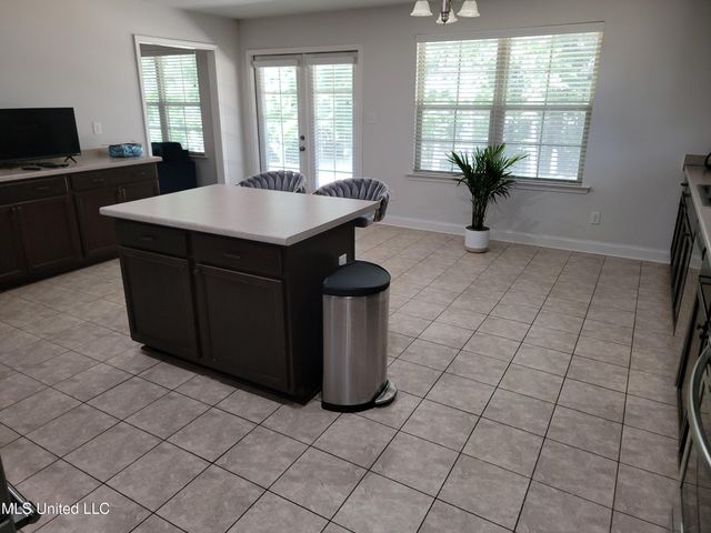 9598 Nielsen Drive, Olive Branch, MS 38654