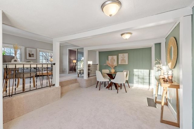 10 Fairview Road, Peabody, MA 01960